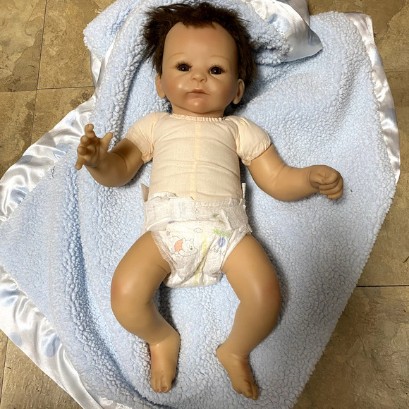 Ashton Drake x Tasha Edenholm Silicone Reborn Baby Doll - Picture 2 of 10